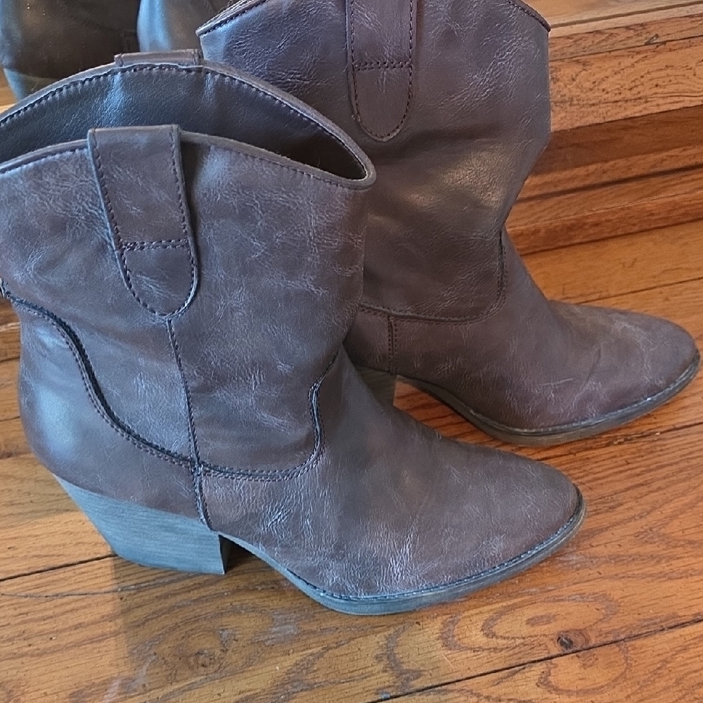 Madden Girl Brown Leather Western Ankle Boots